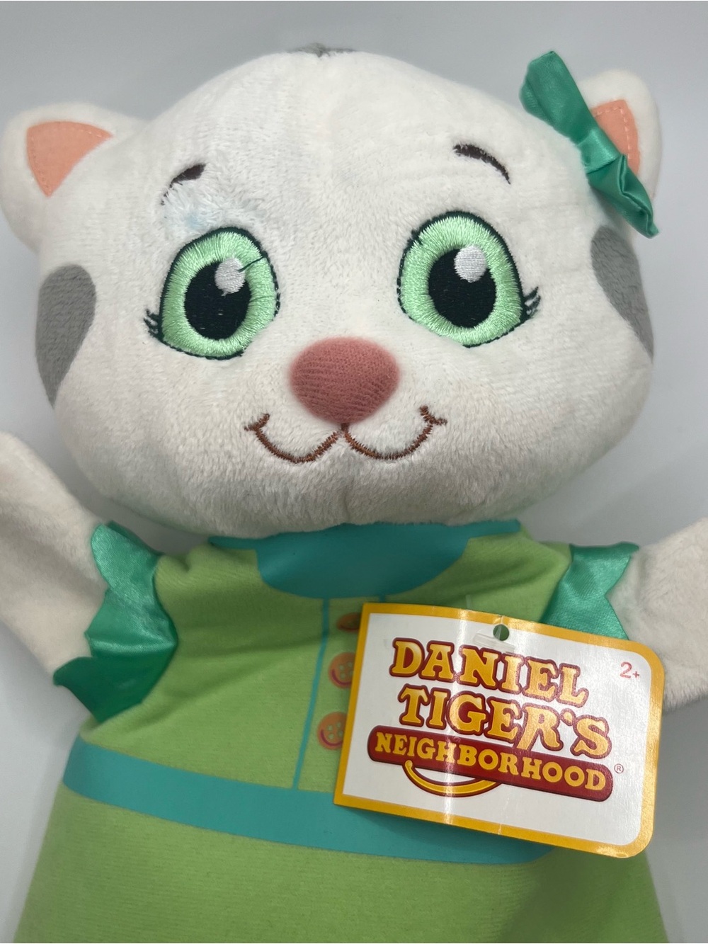 Daniel Tiger Neighborhood Katerina Kittycat Hand Puppet Fred Rogers New PBS NWT